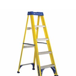 5’ Louisville Fiberglass Ladder