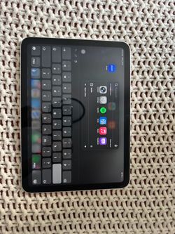 iPad 10th Gen  (Apple Magic Keyboard Folio Included)