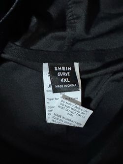 Women’s clothes each $5