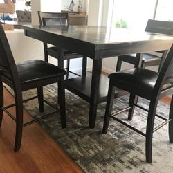 5 Pieces Dinning Set, Table and 4 Chairs. Make an Offer
