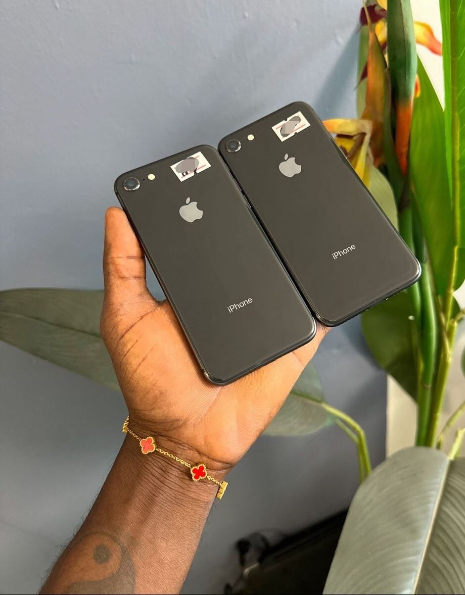 iPhone 8 Unlocked With Warranty