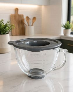 KitchenAid 5 Quart Tilt-Head Glass Bowl