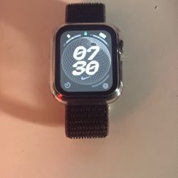 Apple Watch SE 40mm