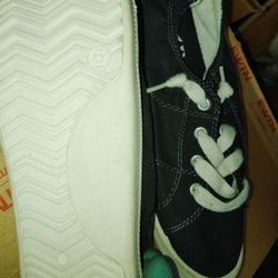 Women's Flat Sneakers