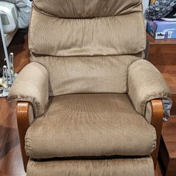 Recliner & Rocker Too, Very Clean And Very Nice. I Just  Bought It But It Doesn't Really fit In My Studio.