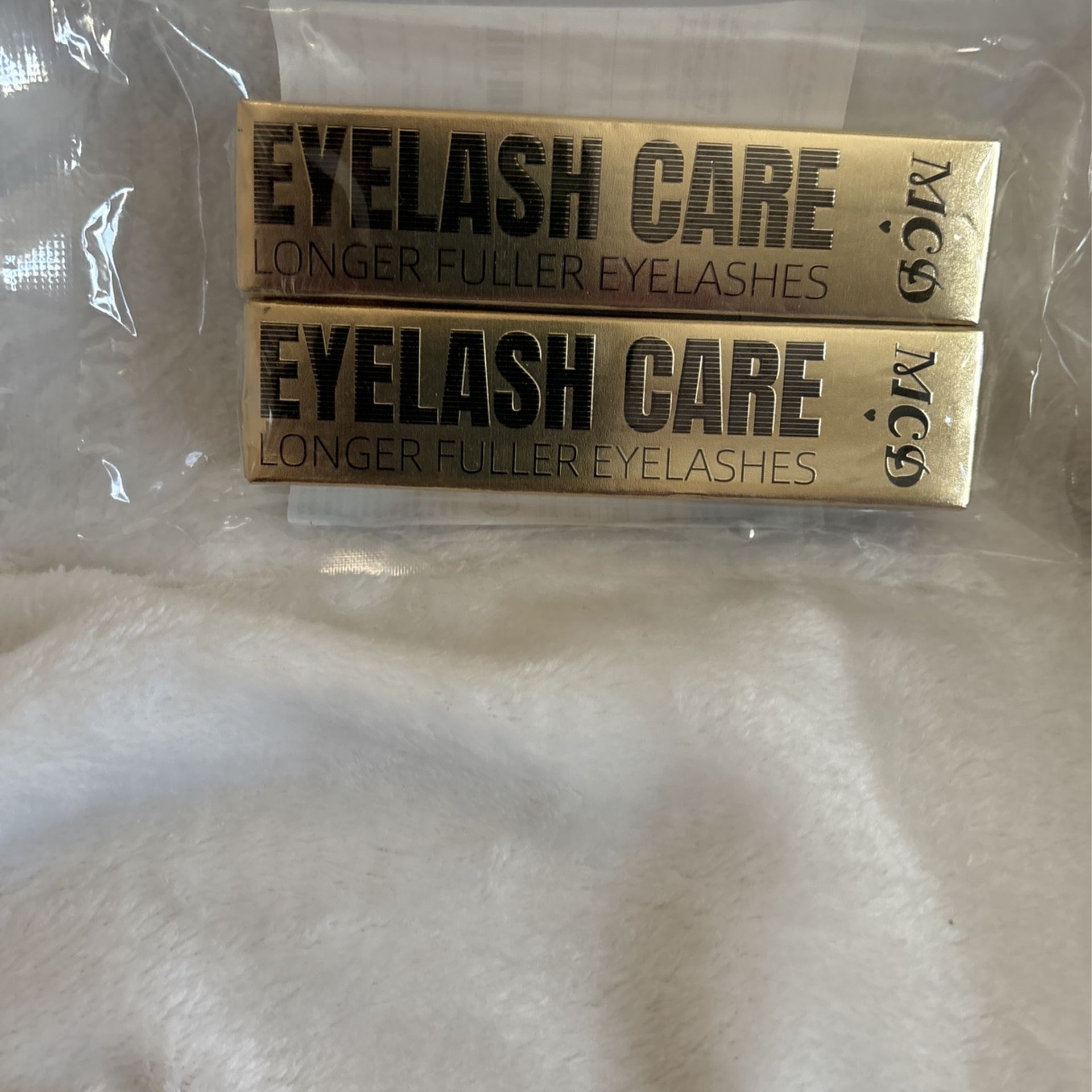 Brand New Eyelashes Plastic Has Never Been Open So Boxes Definitely Have Not Been Open Either