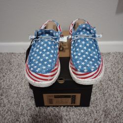 Hey Dudes Wally Stars N Stripes Size 11 Mens