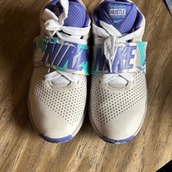 Kids Basketball Shoes