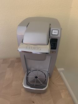 Keurig K-15 Single Serve K-Cup Coffee Maker w/ Spinning K-Cup Holder
