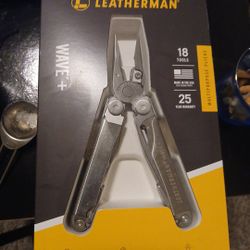 Leatherman Wave+ & Leatherman Supertool 300