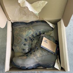 Irish Setter by Red Wing Shoes 2704 Pinnacle Size 10 Men's Waterproof Leather Insulated Field Camo Boot 