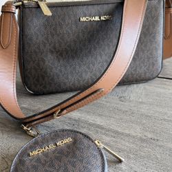 Michael Kors Jet Set Crossbody Handbag Set - Brown
