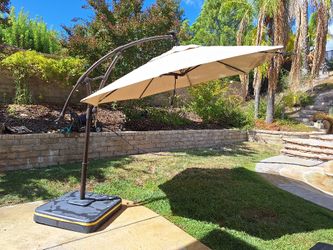 PATIO UMBRELLA with Stand