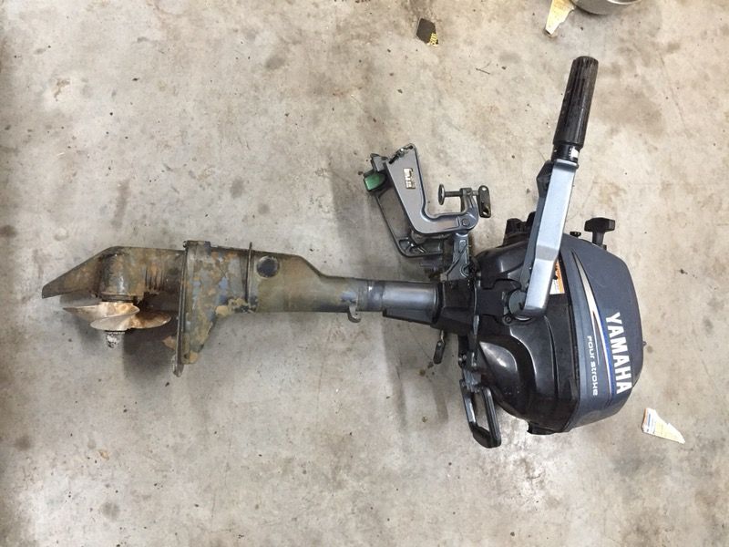 Yamaha four stroke motor 2.5 horse