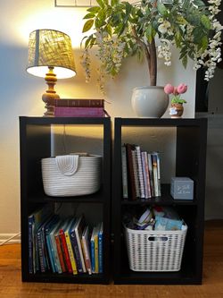 2 cube organizers dark brown/dark oak color