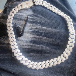 18inch Cuban Link White Gold 