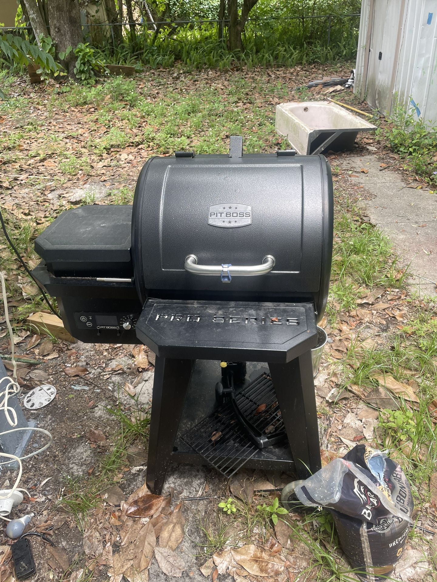 Pit Boss Pro Series