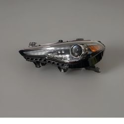 2017-2023 Alfa Romeo GIULIA XENON Left Headlight Used OEM COMPLETE 2 Box Opt LM9