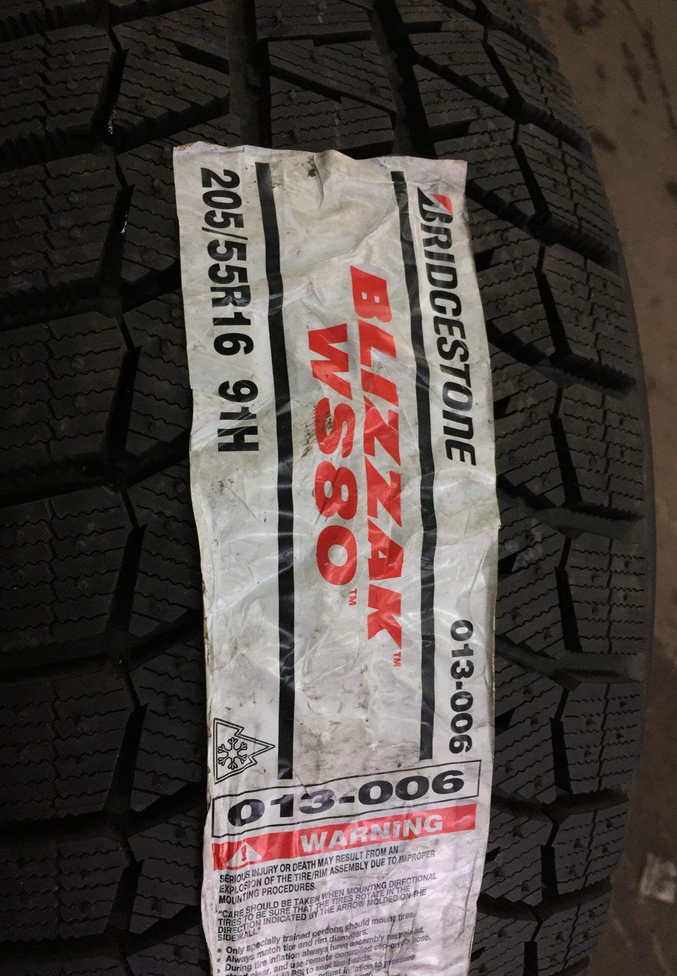 205/55R16 Bridgestone blizzak