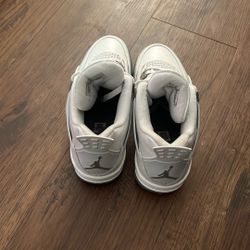 Jordan 4s 
