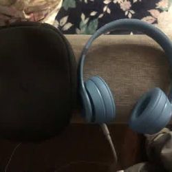 Beats Solo 4 Headphones 