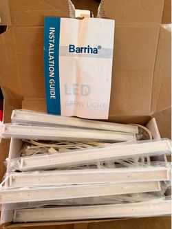 Barrina 1 ft LED Grow Light Kit – 6 Linkable Bars – Open Box – Complete Accessories