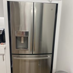 GE profile 22.1 Cu Ft  (age 2024)