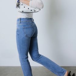 Stradivarius Womens High Rise Straight Leg Jeans Size 6