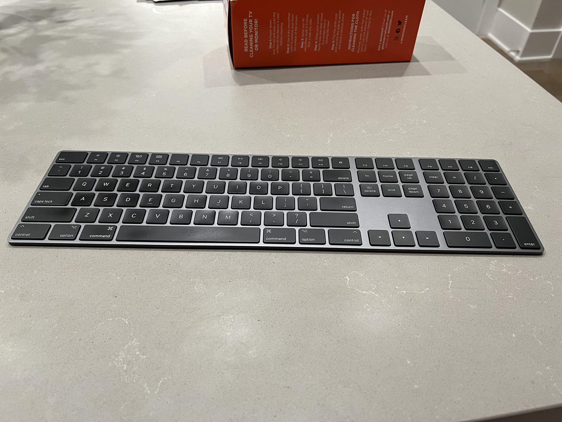 Apple Keyboard A1483