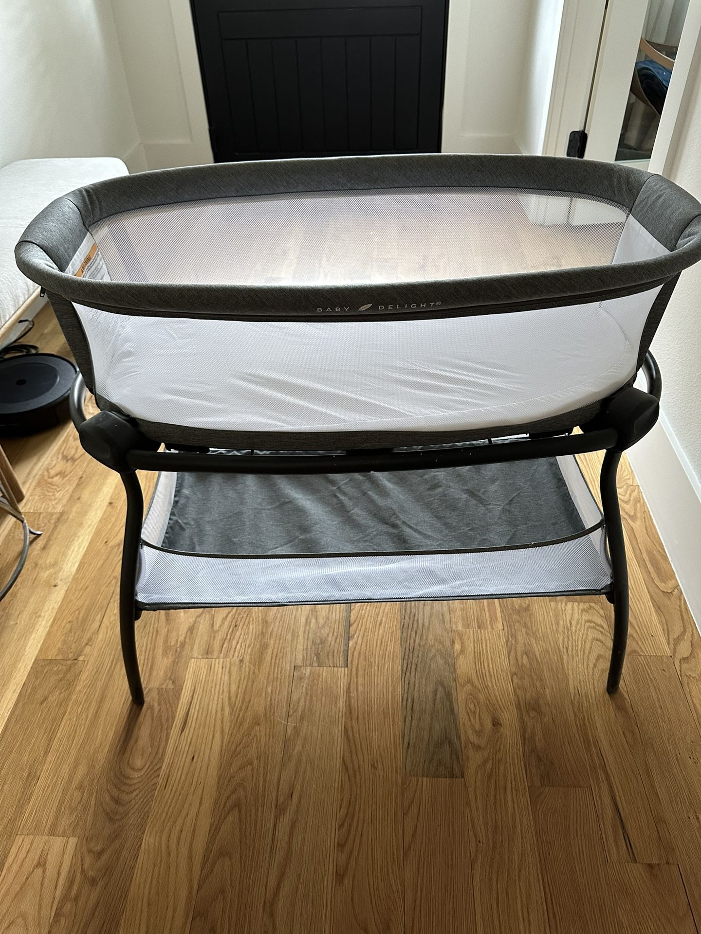Baby Delight Beside Me Bassinet