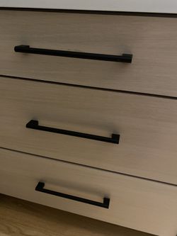 Cabinet handles