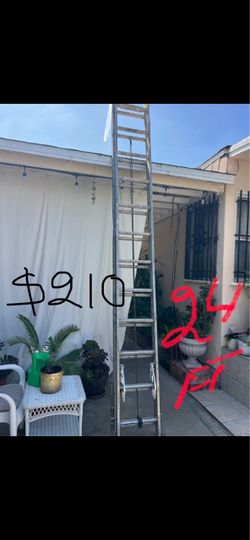 Excellent condition, 24 feet in more sizes available aluminum extension, Ladders