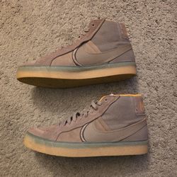 NIKE SB ZOOM BLAZER MID PREMIUM
SIZE 10.5 MEN