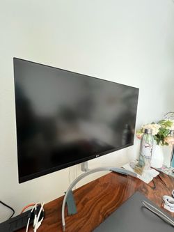 LG Monitor 27 in