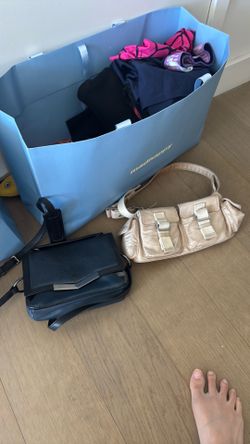 bag & clothes (ALL at once)