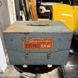 Vintage Black &Decker Circular Saw 