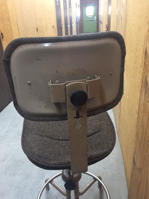 Swivel chair vintage