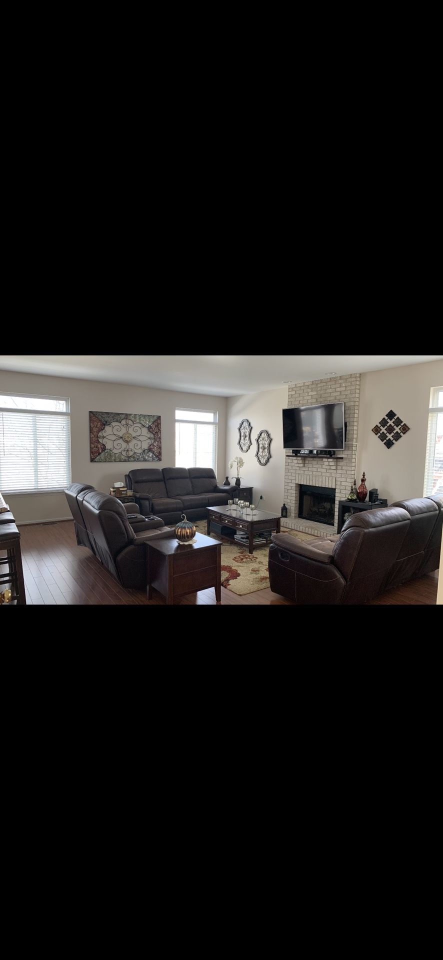 2 Reclining Sofa And 1 Reclining Love Seat With Console