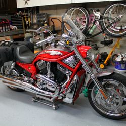 2006 VROD VRSCSE2 Screamin’ Eagle For Sale  $12,000