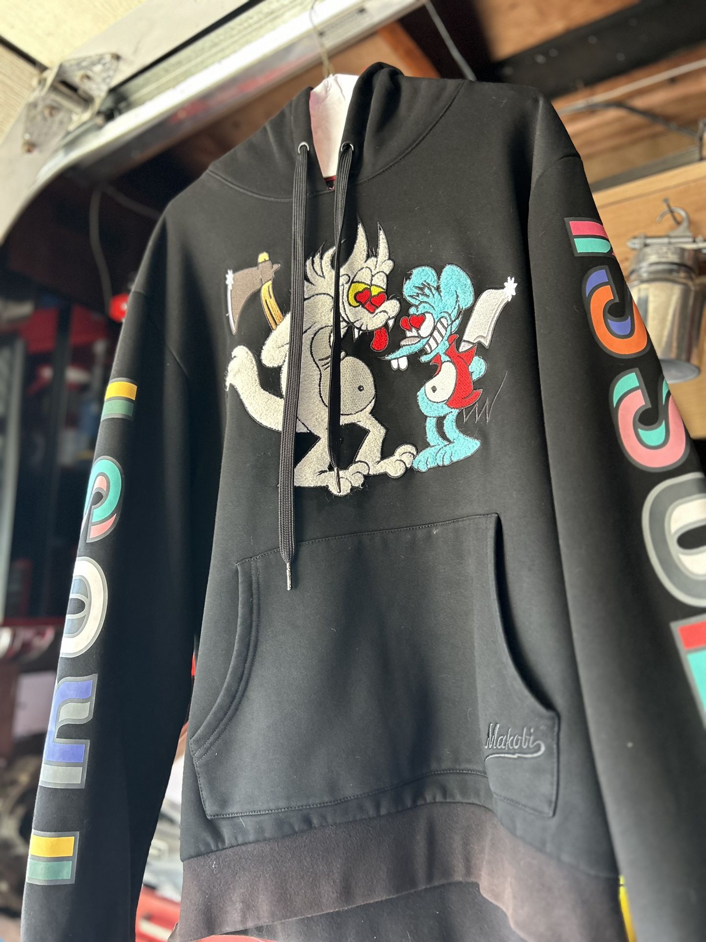 Makobi Sweater