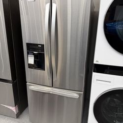 New LG 30’ Refrigerator 