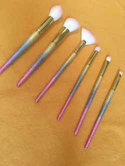Unicorn makeup brushes