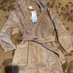 Kids Bath Robe Size 6 Brand New 