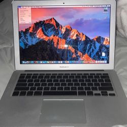 MacBook Air Late 2010