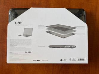 Tech21 MacBook Pro 13” Shell Case