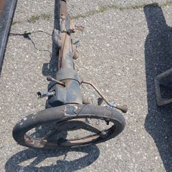 1970s PONTIAC FIREBIRD TILT COLUMN WITH KEY!! 150$