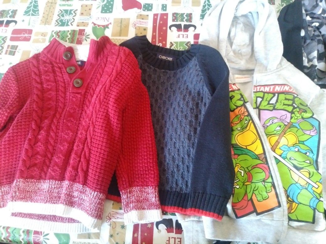 Boys swaters size 3t