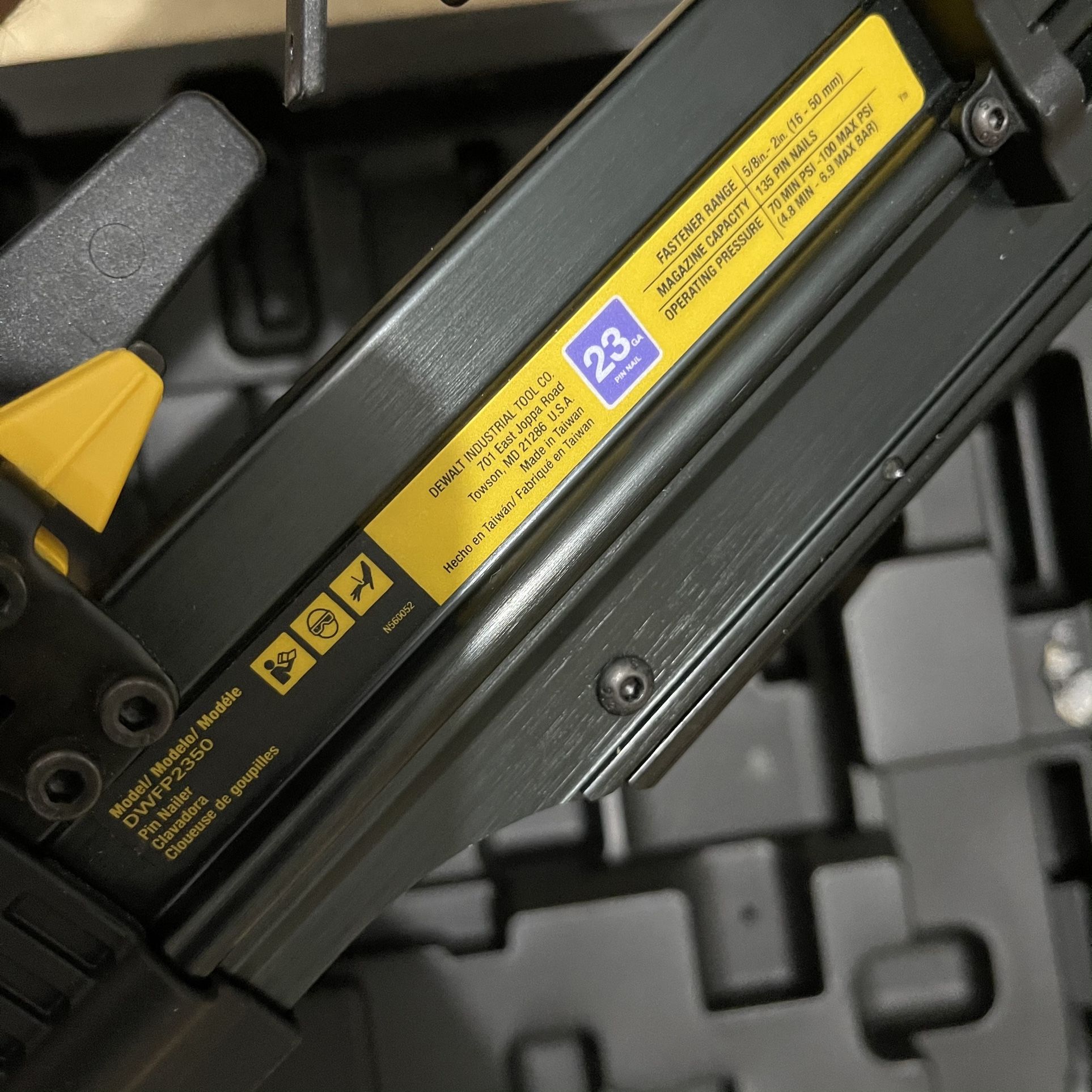 Dewalt 23ga 2in. Pin Nailer