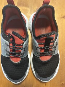 Cat And Jack Size 11 toddler