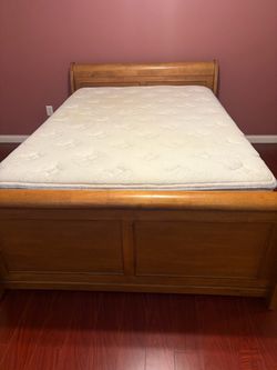 Full size bed and dresser hutch